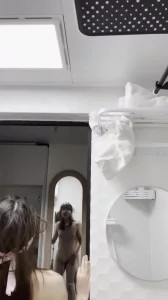 把女友慢慢调教成小母狗，主动吐舌头的样子真的很反差