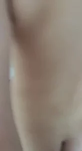佳木斯中午和女同事在宾馆卫生间放松一下