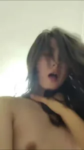 分手了小女友和大家一起欣赏