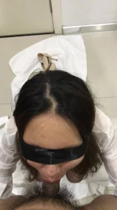 饥渴黑丝骚妻难抵诱惑跪求肉棒