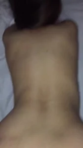 单男视角无套后入打桩女友最后内射